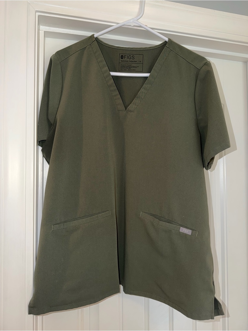 FIGS Women’s Olive V-Neck Scrub Top